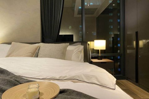 Condo in Watthana, Bangkok, Thailand, 2 bedrooms  № 167038 - photo 5