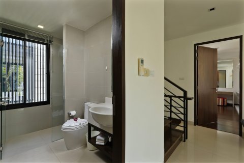 Villa in Bang Tao, Thailand 4 bedrooms № 134297 - photo 25