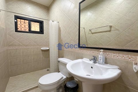 House in Pattaya, Thailand 4 bedrooms № 196213 - photo 5