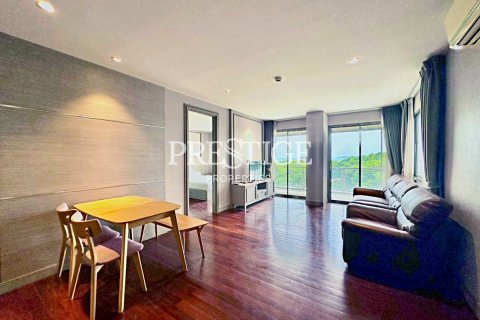 Condo in Pattaya, Thailand, 2 bedrooms  № 198083