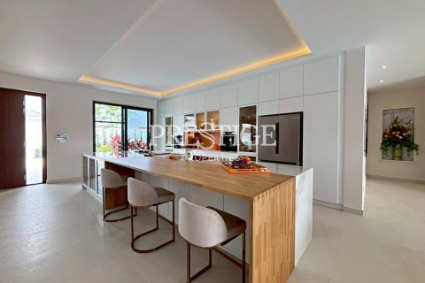 บ้านในพัทยา, ประเทศไทย 5 ห้องนอน № 198085 - รูปถ่าย 10