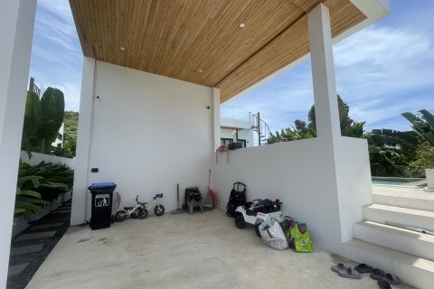 Villa in Ko Samui, Thailand 3 bedrooms № 180361 - photo 13