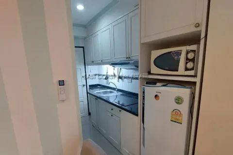 Estudio en el condominio en Jomtien Beach, Pattaya, Tailandia № 212658 - foto 9