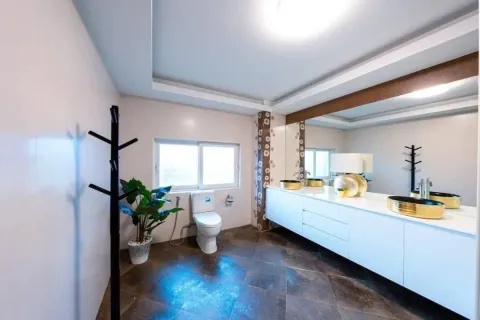 Villa in Pattaya, Thailand 4 bedrooms № 157327 - photo 15