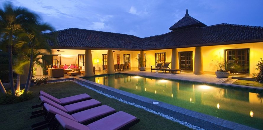 Villa in Hua Hin, Thailand 4 bedrooms № 157323