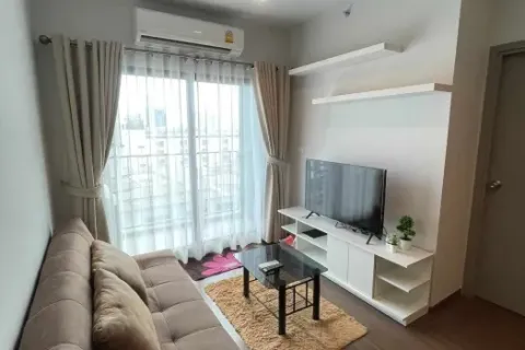 Condo à Phra Khanong, Bangkok, Thaïlande, 2 chambres  № 220024