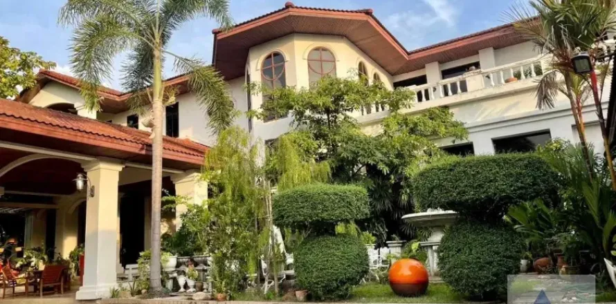 Haus in Pathum Thani, Thailand 5 Schlafzimmer № 220023
