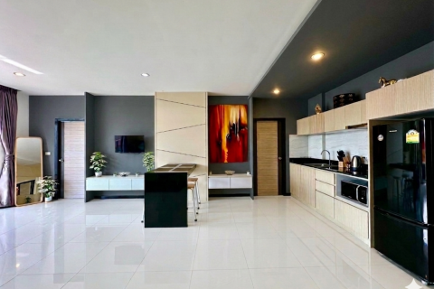 Condo in Phuket, Thailand, 2 bedrooms  № 137382