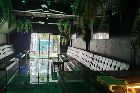 Commercial property in Pattaya, Thailand № 137383 - photo 1