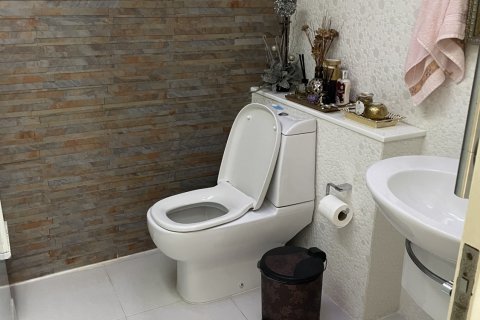 Кондоминиум с 3 спальнями в Ваттхане, Бангкок, Таиланд № 137381 - фото 28