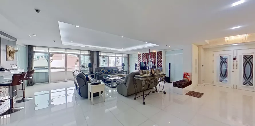 Кондоминиум с 3 спальнями в Ваттхане, Бангкок, Таиланд № 137381