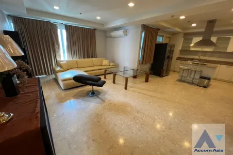 Condo in Khlong Toei, Bangkok, Thailand, 3 bedrooms № 215006