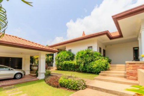 Villa in Hua Hin, Thailand 2 bedrooms № 193361 - photo 4