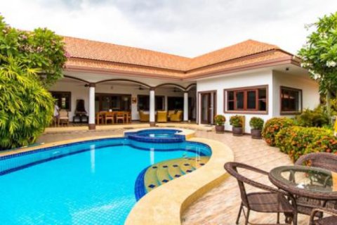 Villa à Hua Hin, Thaïlande 3 chambres № 193358