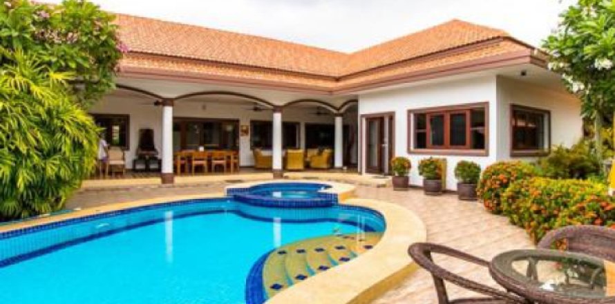Villa à Hua Hin, Thaïlande 3 chambres № 193358