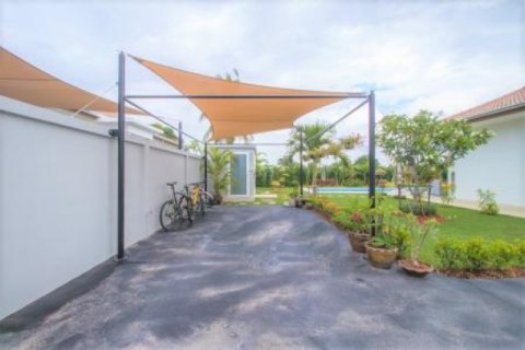Вилла в Хуа Хине, Таиланд с 3 спальнями № 193359 - фото 4