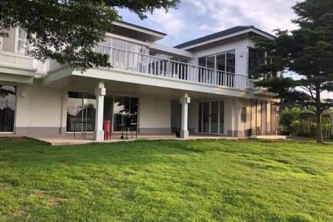 House in Cha-am, Thailand 5 bedrooms № 137122 - photo 1