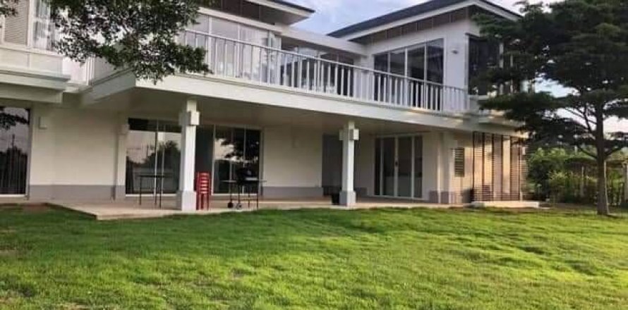House in Cha-am, Thailand 5 bedrooms № 137122