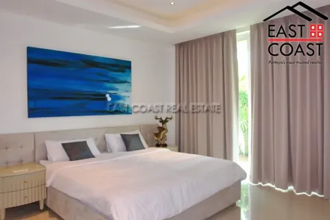 Casa de 3 dormitorios en Pattaya, Tailandia № 213175 - foto 9