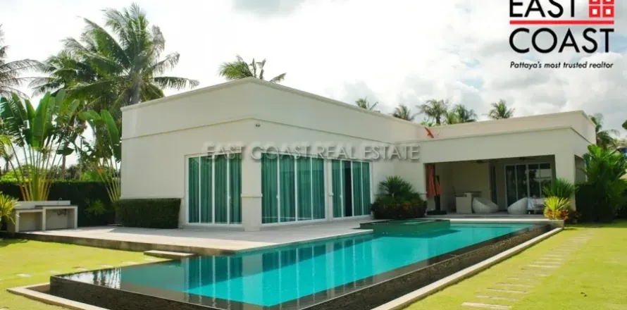 Casa de 3 dormitorios en Pattaya, Tailandia № 213175