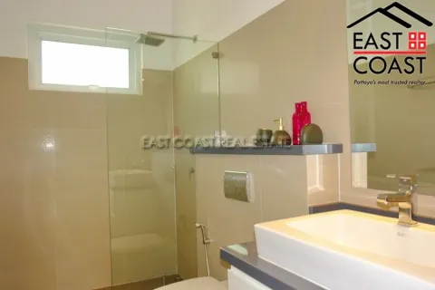 Casa de 3 dormitorios en Pattaya, Tailandia № 213175 - foto 11