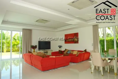 Casa de 3 dormitorios en Pattaya, Tailandia № 213175 - foto 3