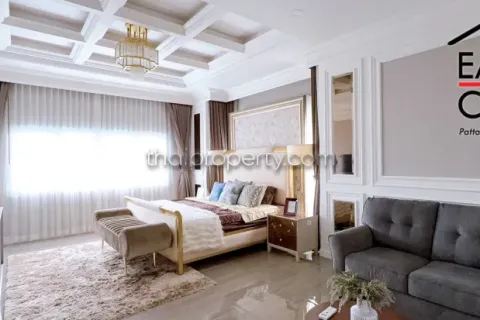 Casa de 4 dormitorios en Pattaya, Tailandia № 213177 - foto 6