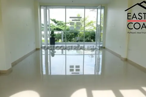 Local comercial 39 m2 en Jomtien Beach, Pattaya, Tailandia № 213173 - foto 4
