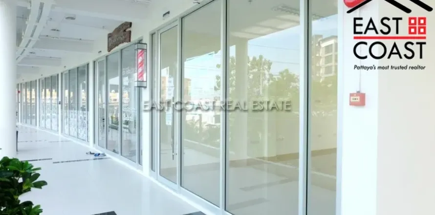 Local comercial 39 m2 en Jomtien Beach, Pattaya, Tailandia № 213173