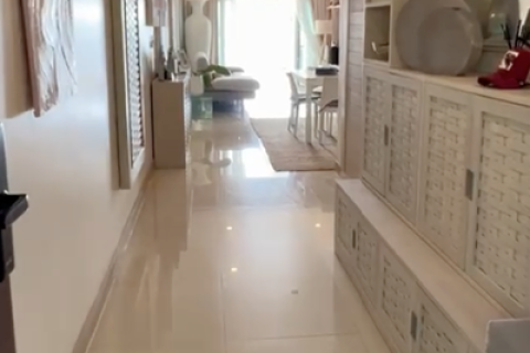 Condo in Phuket, Thailand, 2 bedrooms  № 147858 - photo 2