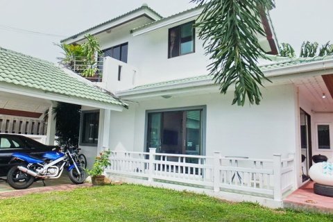 Haus in Pattaya, Thailand 4 Schlafzimmer № 222976