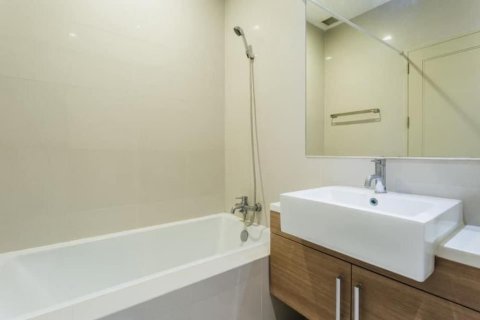 Студия в кондо в Ваттхане, Бангкок, Таиланд № 150040 - фото 8