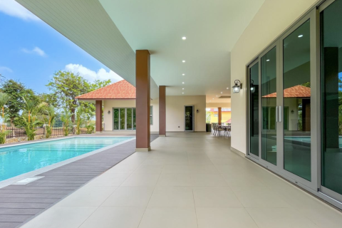 Вилла в Паттайе, Таиланд с 4 спальнями  № 150038 - фото 16