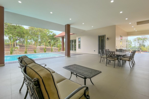 Вилла в Паттайе, Таиланд с 4 спальнями  № 150038 - фото 25