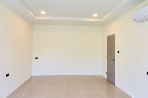 House in Phuket, Thailand 3 bedrooms № 150041 - photo 3