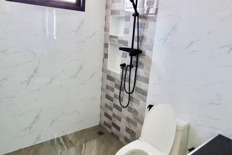 House in Phuket, Thailand 3 bedrooms № 150041 - photo 14