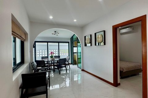 Villa in Phuket, Thailand 4 bedrooms № 137973 - photo 15