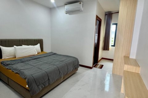 Villa in Phuket, Thailand 4 bedrooms № 137973 - photo 22