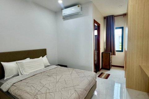 Villa in Phuket, Thailand 4 bedrooms № 137973 - photo 20