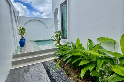 Villa in Phuket, Thailand 4 bedrooms № 137973 - photo 24