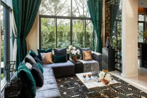 Дом в Пхракханонге, Бангкок, Таиланд с 4 спальнями № 137974 - фото 2