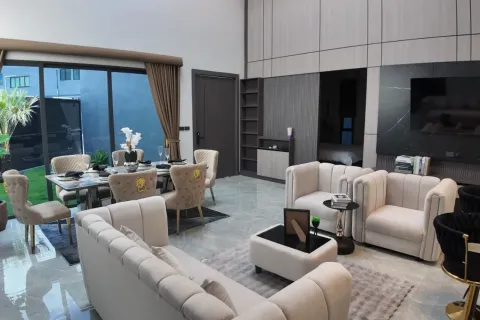 Villa in Pattaya, Thailand 3 bedrooms № 160486