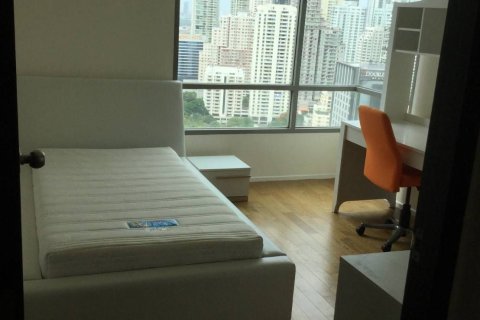 Кондоминиум с 3 спальнями в Ваттхане, Бангкок, Таиланд № 160480 - фото 12