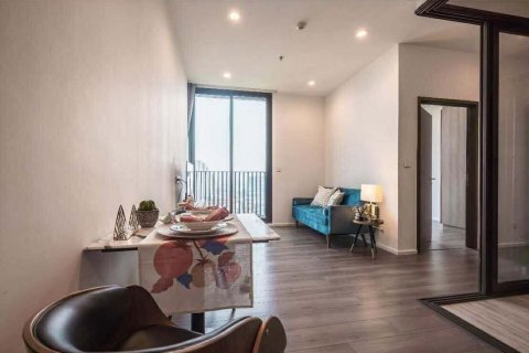 Кондоминиум с 2 спальнями в Пхракханонге, Бангкок, Таиланд № 139472 - фото 2