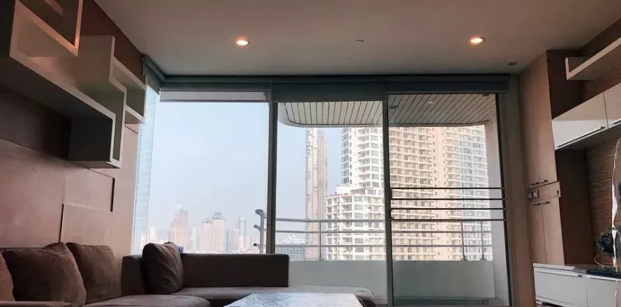 Condo in Khlong San, Bangkok, Thailand, 2 bedrooms  № 139471