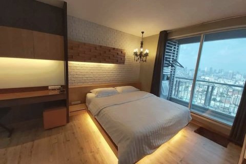 Studio in the Condo in Huai Khwang, Bangkok, Thailand  № 164727 - photo 7