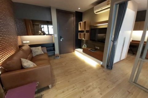 Studio in the Condo in Huai Khwang, Bangkok, Thailand № 164727