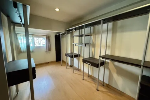 Townhouse in Bangkok, Thailand 3 bedrooms № 117876 - photo 23