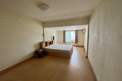 Townhouse in Bangkok, Thailand 3 bedrooms № 117876 - photo 14