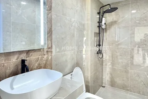 House in Phuket, Thailand 3 bedrooms № 155467 - photo 12